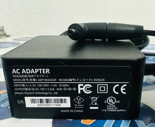 Cargador ASUS 19V-3.42A