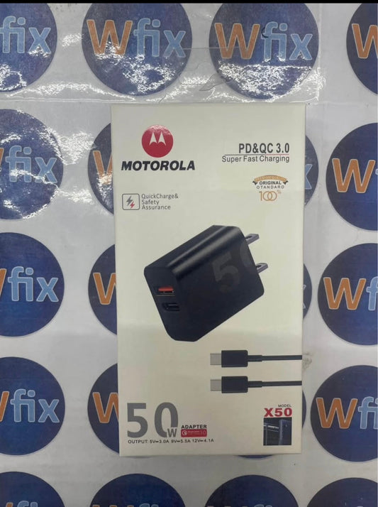 Cargador Motorola 50W USB y USB-C