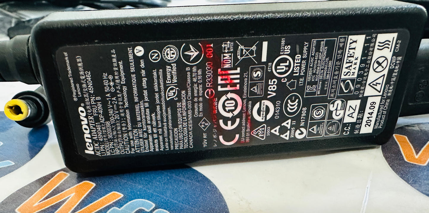 Cargador LENOVO original 20V-2A